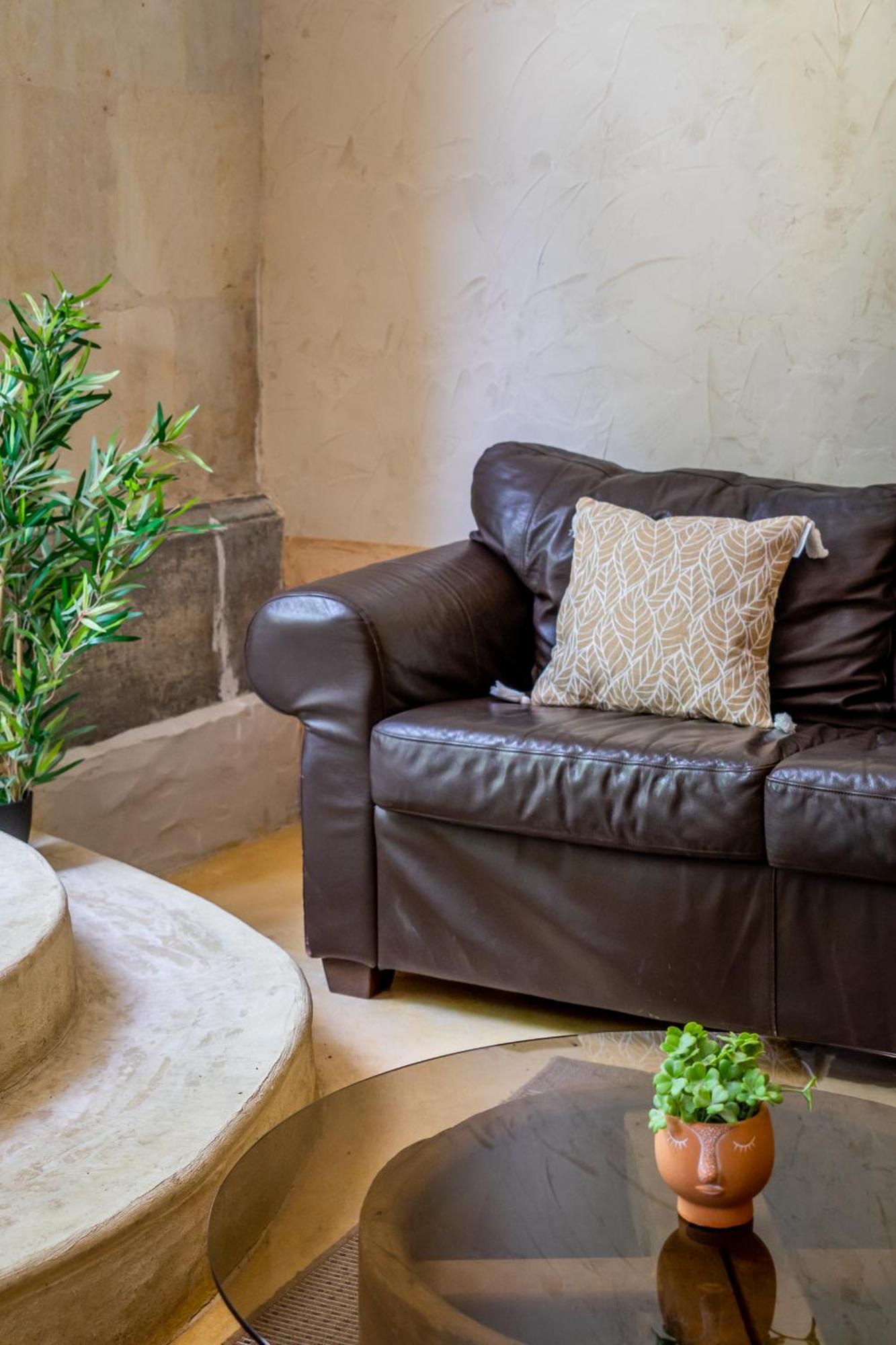 Vila Ultimate Relaxation For Family Or Group At Renowned Couvent Des Ursulines, A Tranquil Escape In Historic Pézenas Pokoj fotografie